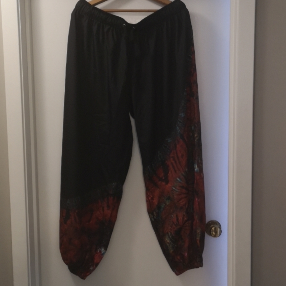 NWOT! Tie-dye Harem Style Lounge Pants Beach